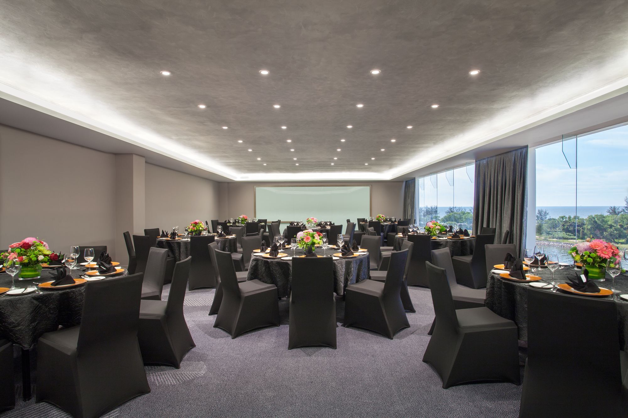 Pullman Miri Waterfront Hotel Ngoại thất bức ảnh The Westin Ballroom